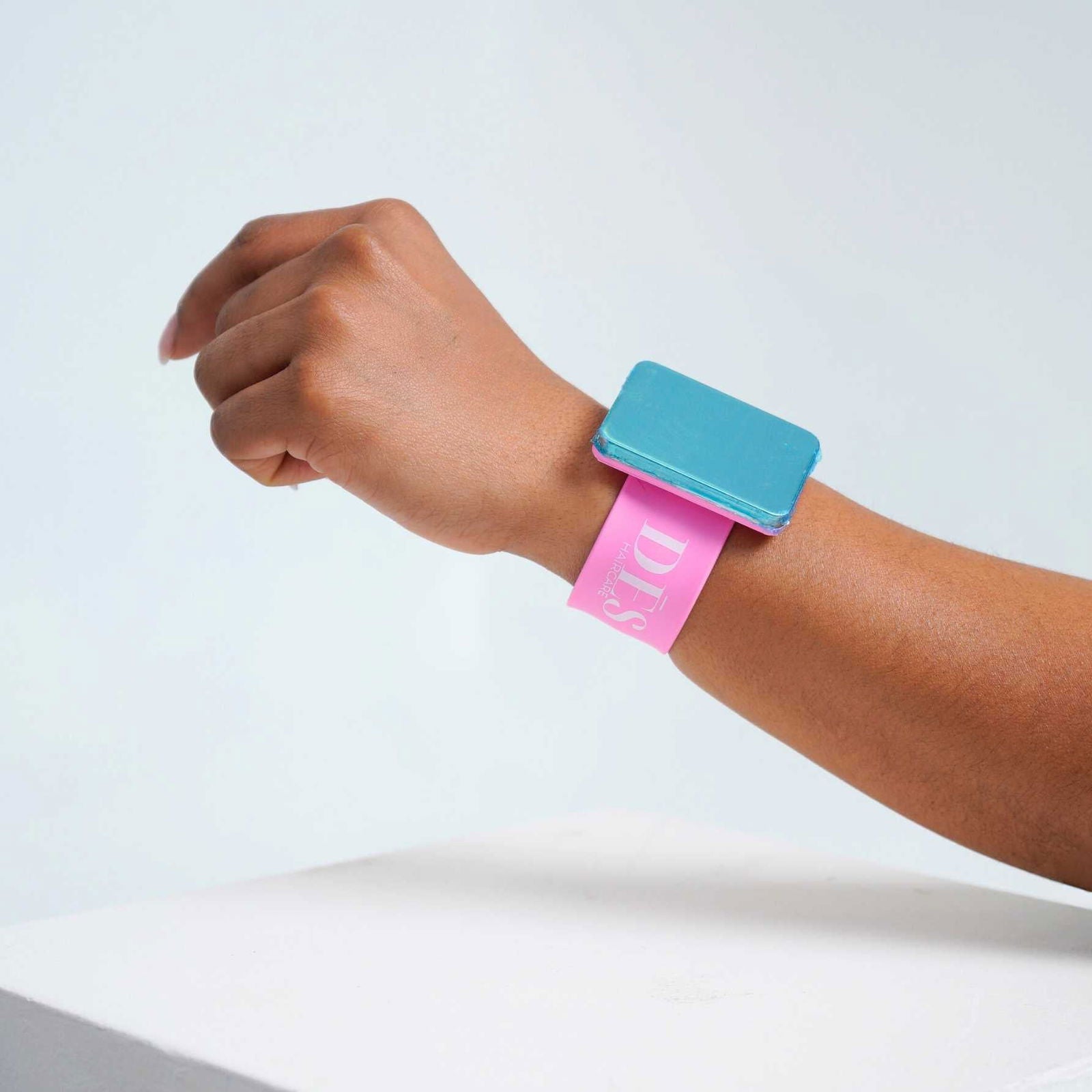 Product Band - DES Hair Care